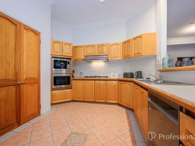 141 Fantail Crescent, Ellenbrook WA 6069