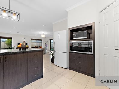 6 Garron Rest, Canning Vale WA 6155