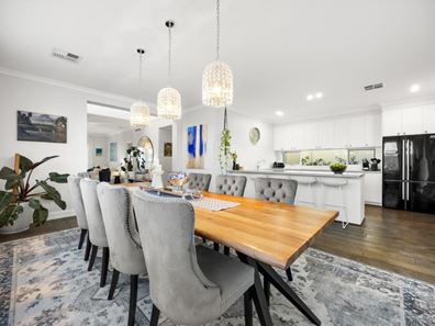 15 Ultramarine Street, Jindalee WA 6036
