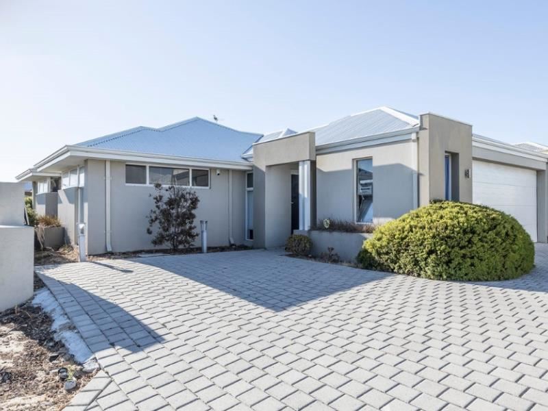 1/40 Roccella Loop, Ashby