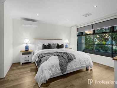 8 Safford Avenue, Aveley WA 6069