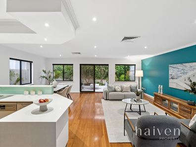 28 Reynolds Road, Applecross WA 6153