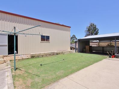 740 Jarrahdale Rd, Jarrahdale WA 6124