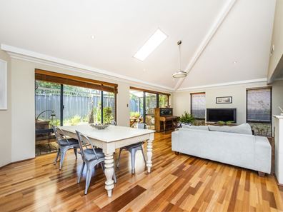 39A Mullings Way, Myaree WA 6154