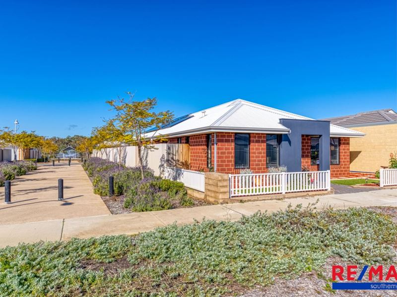 10 Cheriton Avenue, Ellenbrook WA 6069