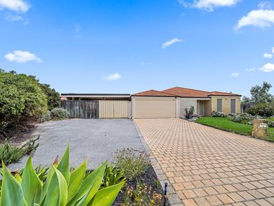 9 Woollybush Road, Ellenbrook WA 6069