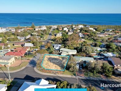 22 Baloo Cres, Falcon WA 6210