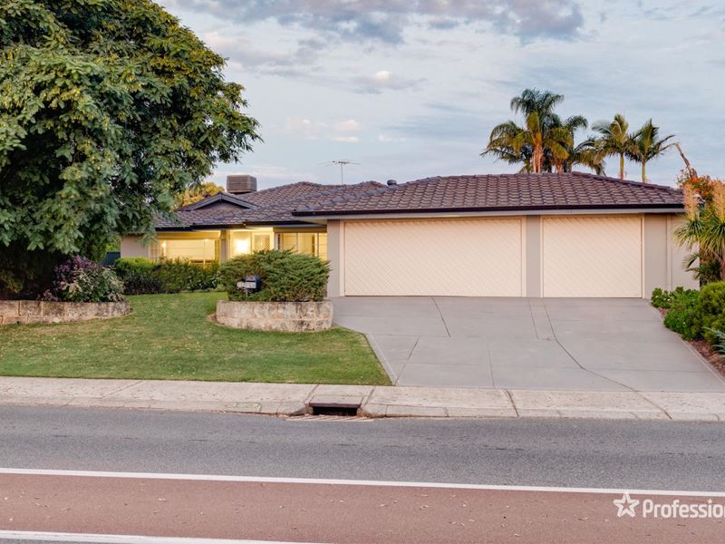 323 Summerlakes Parade, Ballajura