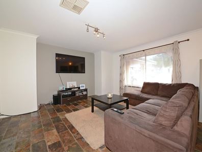 8 Nilsen Ridge, Clarkson WA 6030
