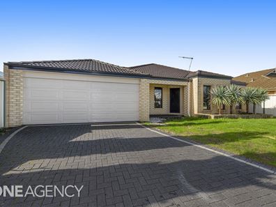 15 Edinburgh Road, Seville Grove WA 6112