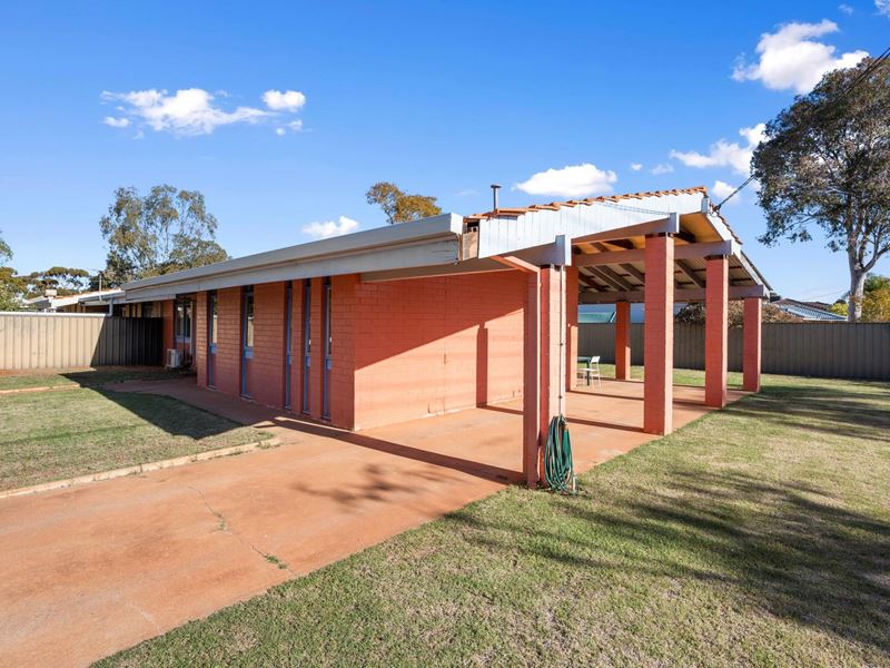 1/13 Killarney Street, Lamington