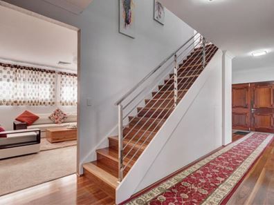 5 Berkshire Approach, Piara Waters WA 6112
