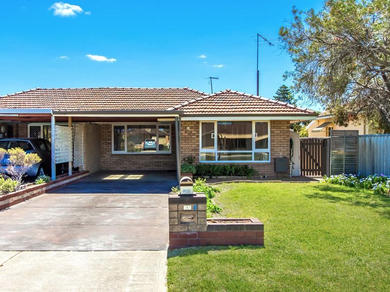 10a Joseph Rd, Safety Bay WA 6169