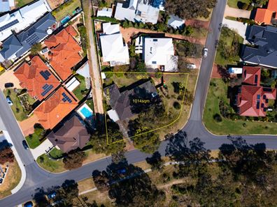 7 Glenelg Avenue, Wembley Downs WA 6019