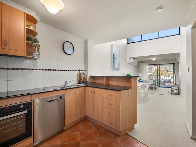 23/2 Colin Street, West Perth