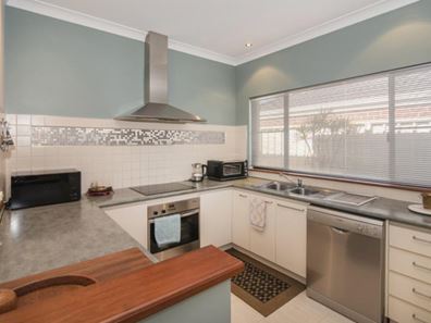 24 Seahorse Crescent, Geographe WA 6280