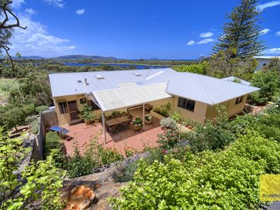 1 & 3 Wakefield Crescent, Mira Mar WA 6330