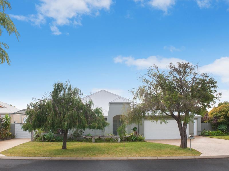 2 Lesueur Close, Geographe WA 6280