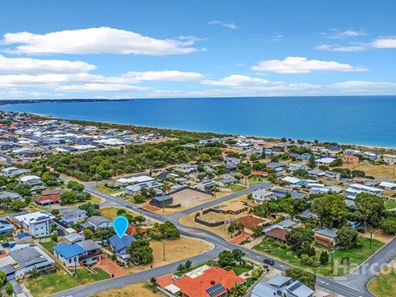 34 Challenger Road, Madora Bay WA 6210