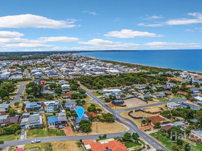 34 Challenger Road, Madora Bay WA 6210