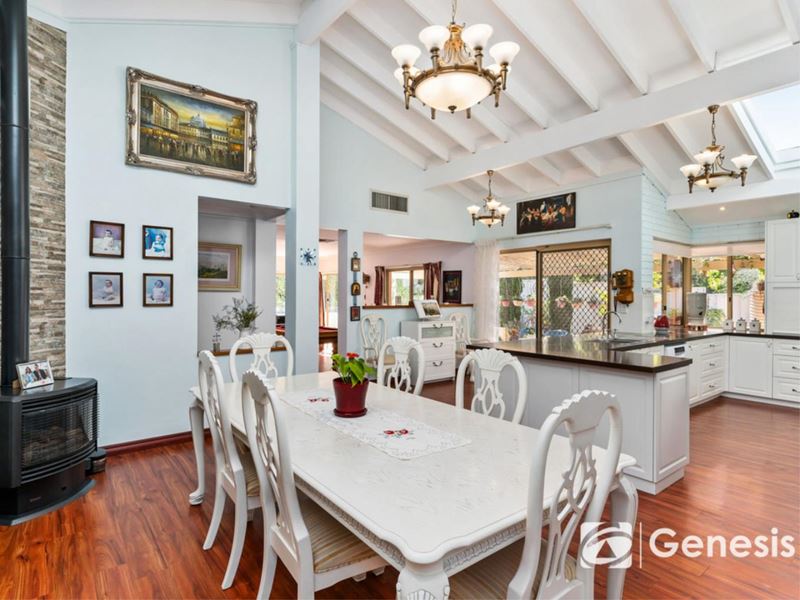 5 Lakehill Gardens, Edgewater