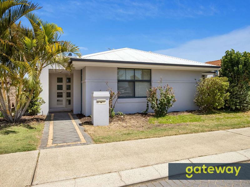 19 Yarra Promenade, Hammond Park WA 6164