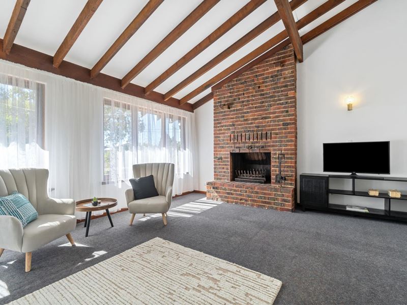 1 Ashurst Drive, Lesmurdie
