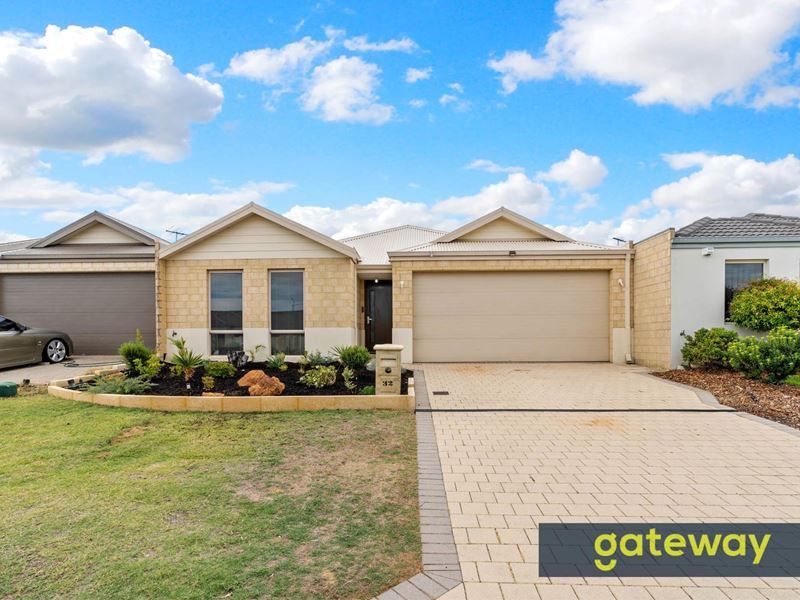 32 Peppermint Gardens, Aubin Grove