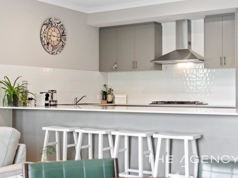 16 Hilltop Close, Mahogany Creek