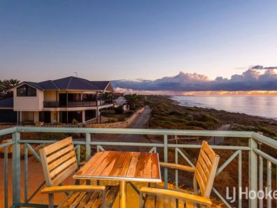 21B Caravel Way, Halls Head WA 6210