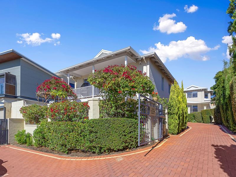 1/17 Lake Monger Drive, West Leederville