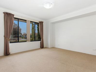 9 Solsona Approach, Port Kennedy WA 6172