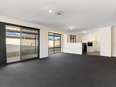 31 Jonquil  Loop, Seville Grove WA 6112