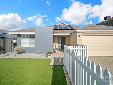 18 Monroe Cross, Aveley WA 6069