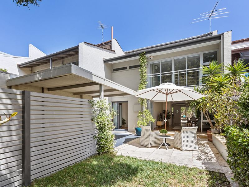 3 Freshwater Close, Claremont