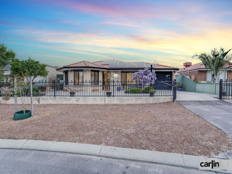2 Tozer Loop, Atwell
