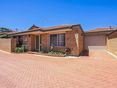 3/10 Kanimbla Street, Bicton WA 6157