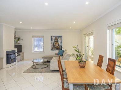 12/9-11 Stanley Street, Scarborough WA 6019