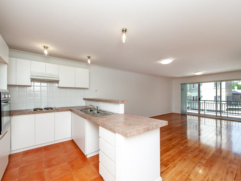 13/55 Wellington Street, East Perth