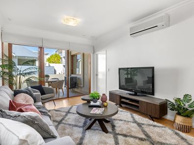 4/2 Davies Street, Northbridge WA 6003