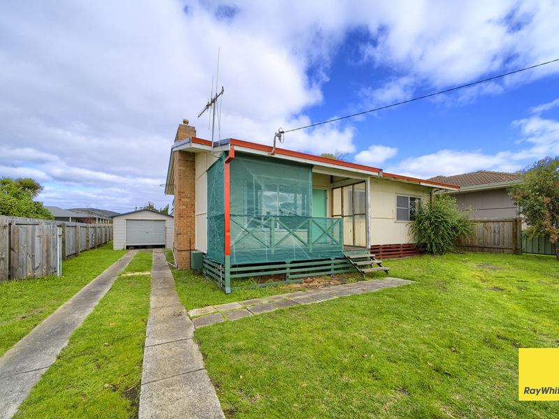 27 Reidy Drive, Spencer Park