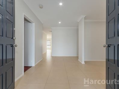 18 Cairo Way, Wanneroo WA 6065