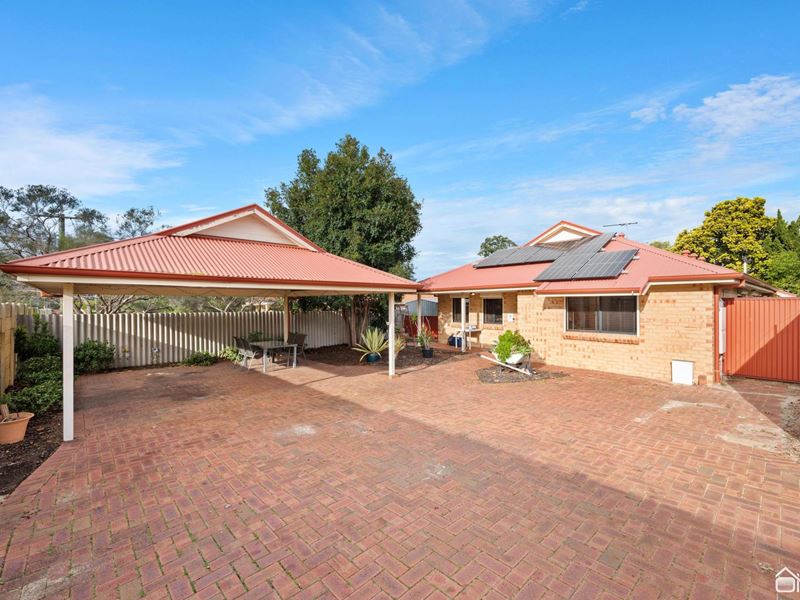 11 Elm Close, Camillo
