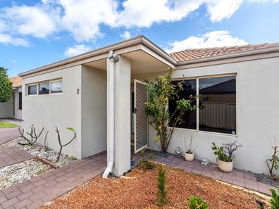 2/9 Indian Street, Canning Vale WA 6155