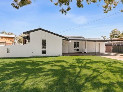 4 Winnunga Place, Armadale WA 6112