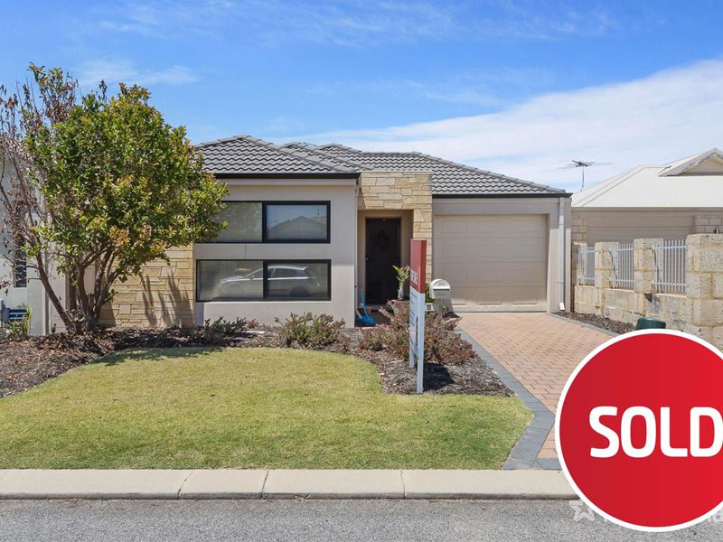 11 Meridian Way, Kwinana Town Centre