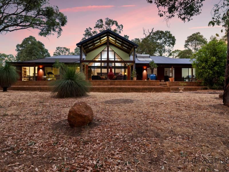 235 Carinya Drive, Stoneville