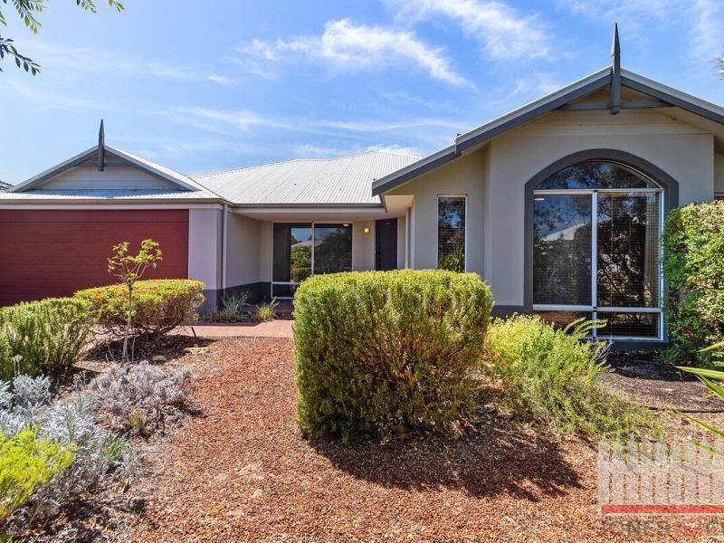 42 Pirianda Way, Aveley