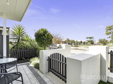 47 Trethowan Promenade, Alkimos WA 6038