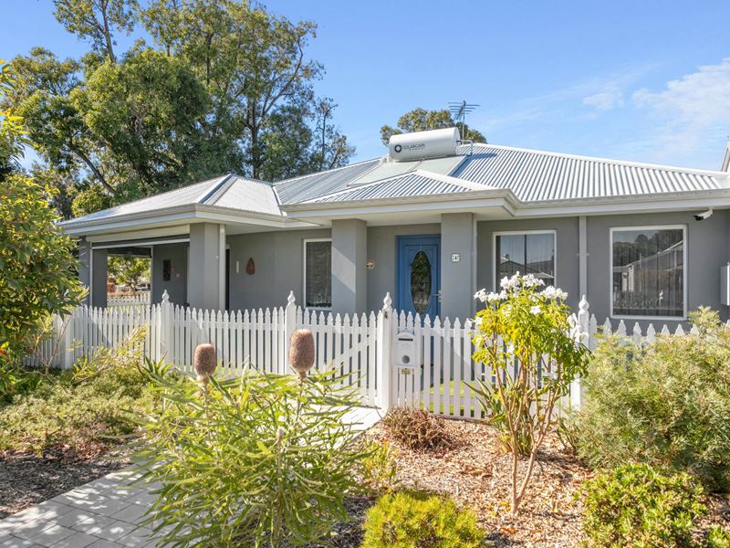 4 Lake View Street, East Victoria Park